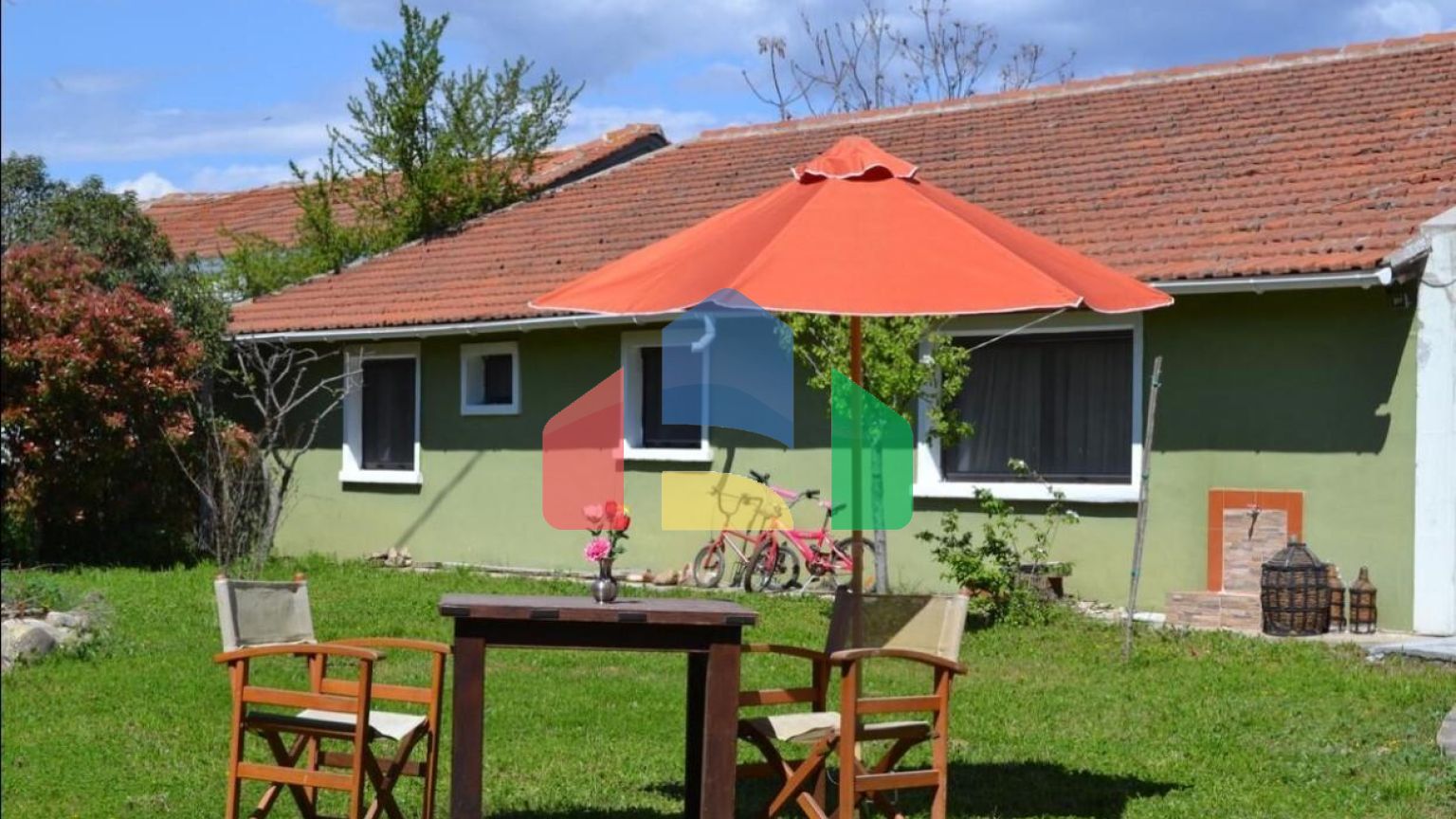 Продаж - Котедж 130 m² Фракія