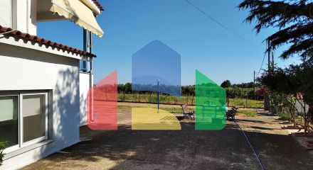 Продаж - Котедж 225 m² Фракія