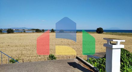 Продаж - Котедж 225 m² Фракія