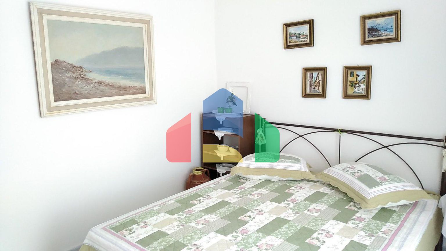 Продаж - Котедж 225 m² Фракія