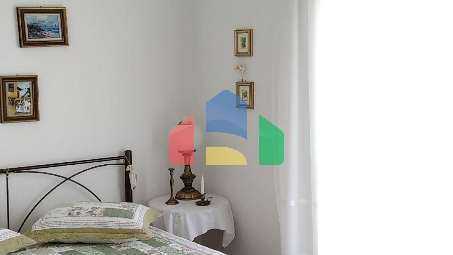 Продаж - Котедж 225 m² Фракія