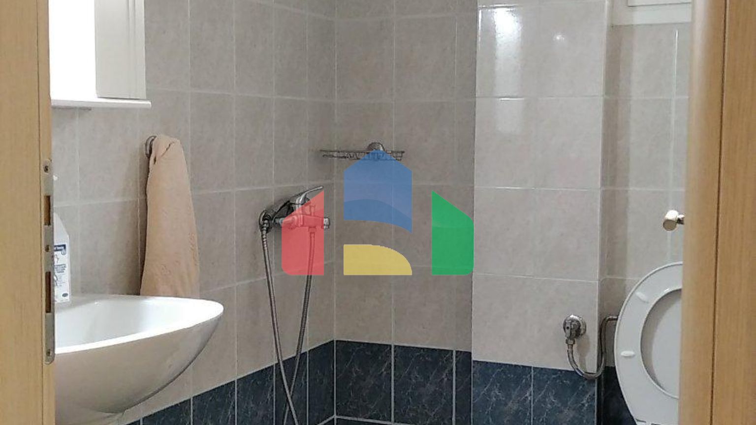 Продаж - Котедж 225 m² Фракія