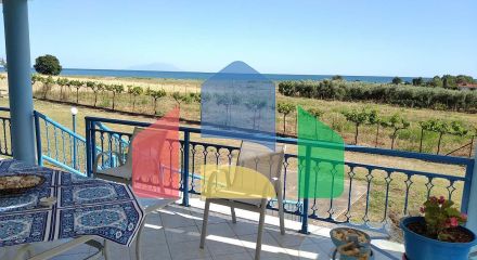 Продаж - Котедж 225 m² Фракія