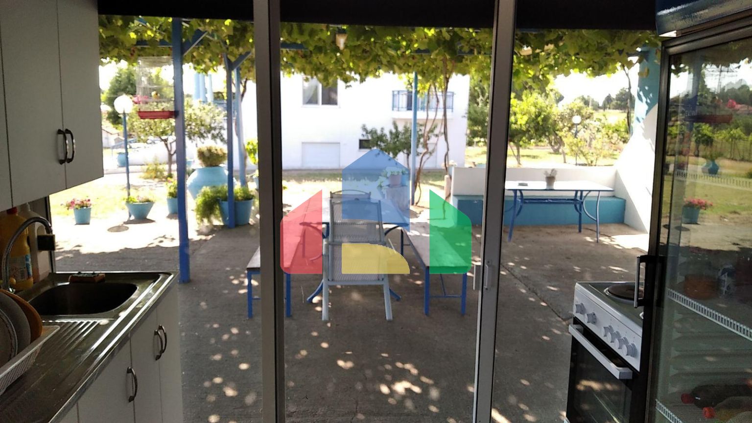 Продаж - Котедж 225 m² Фракія