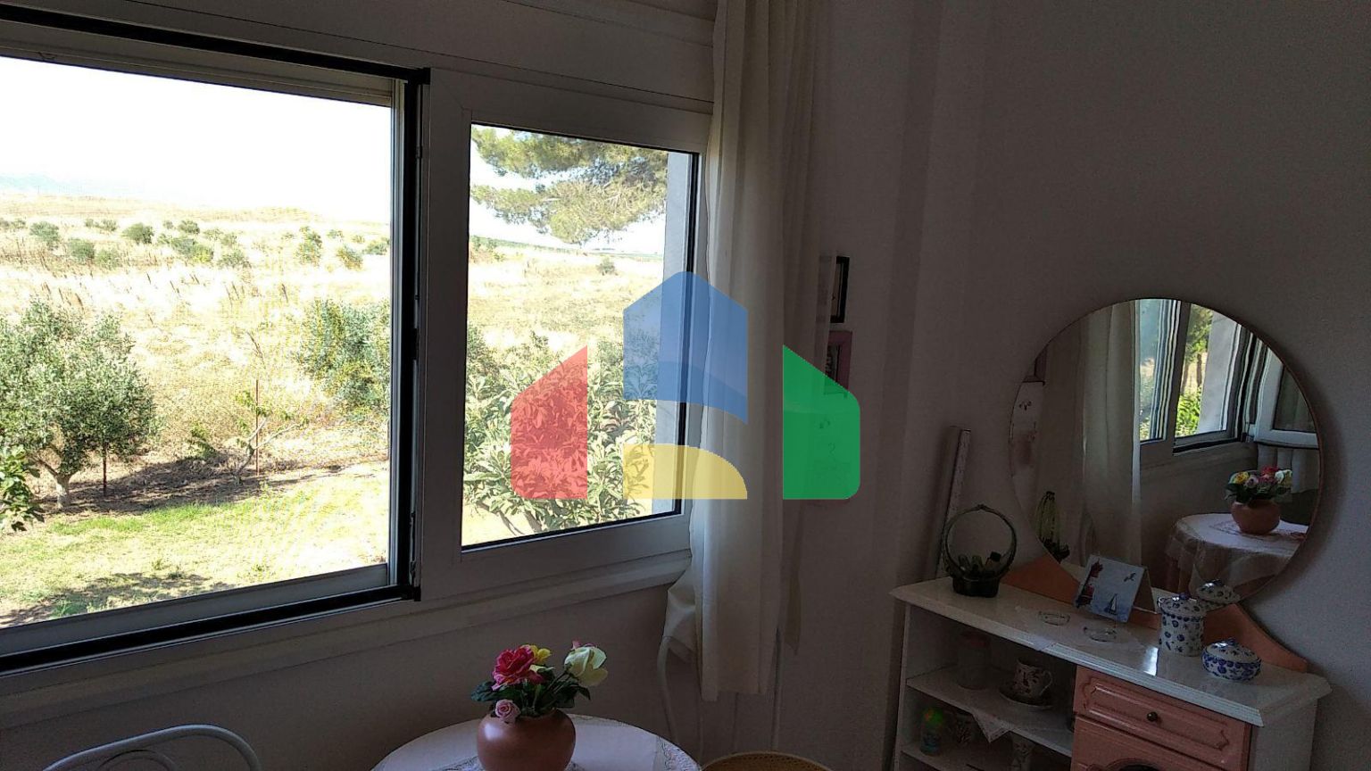 Продаж - Котедж 225 m² Фракія