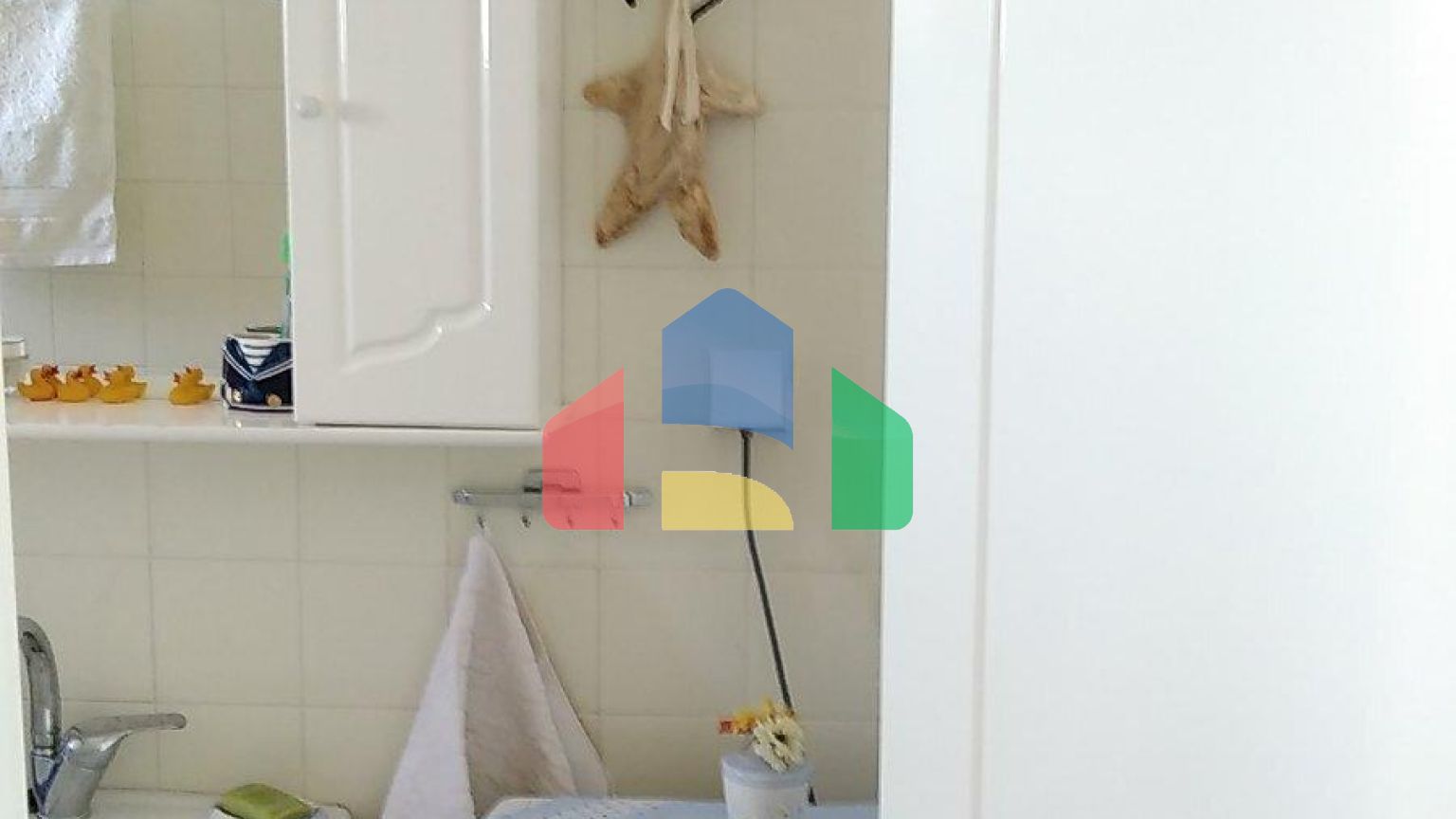 Продаж - Котедж 225 m² Фракія