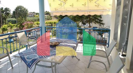 Продаж - Котедж 225 m² Фракія