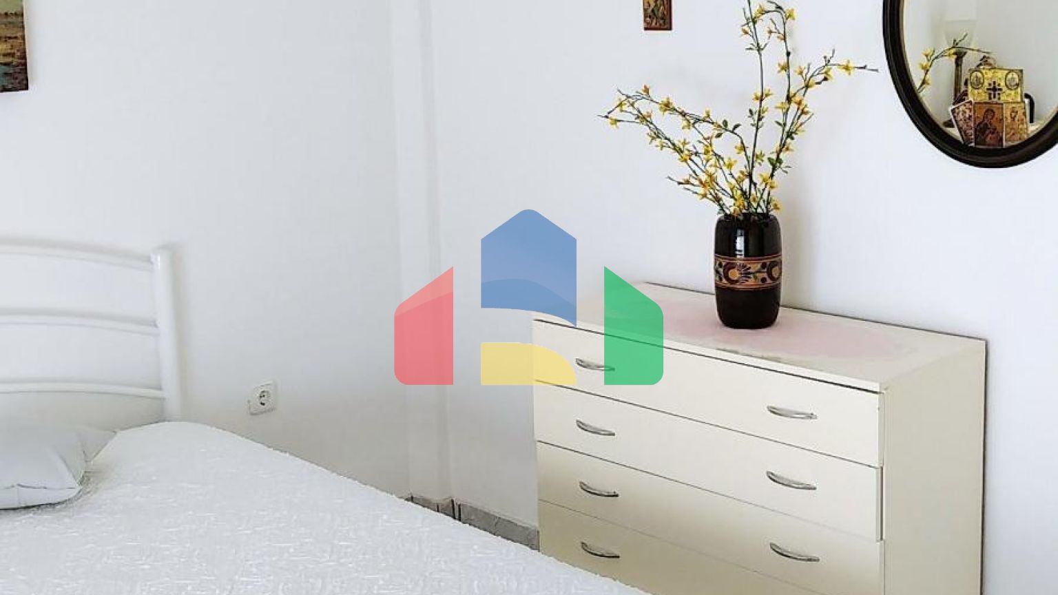 Продаж - Котедж 225 m² Фракія