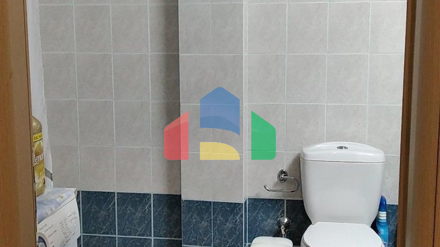 Продаж - Котедж 225 m² Фракія