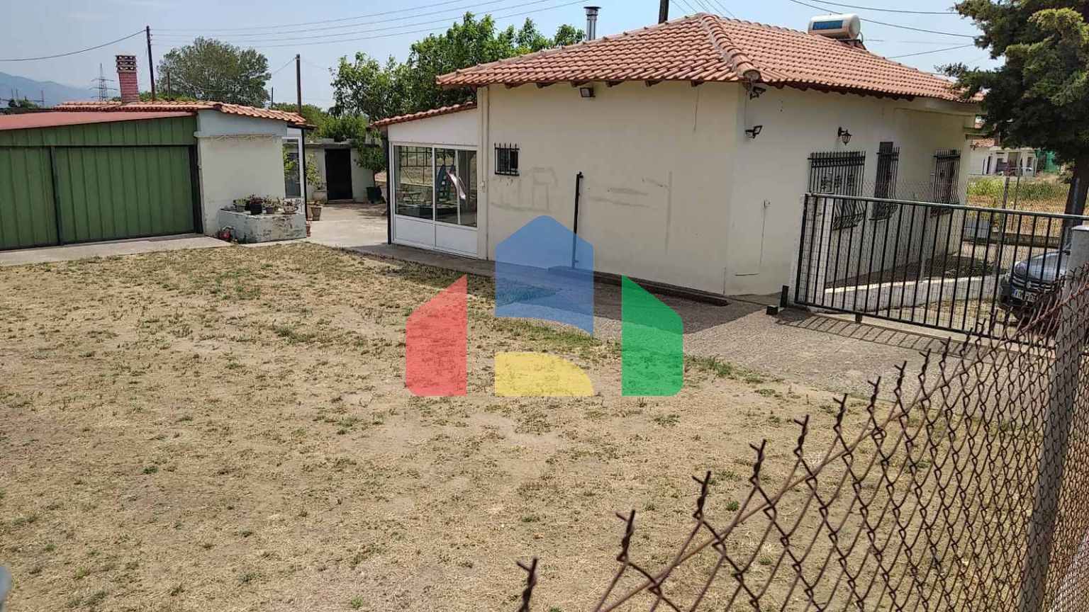 Продажа - Коммерческое помещение 487 m² Фракия