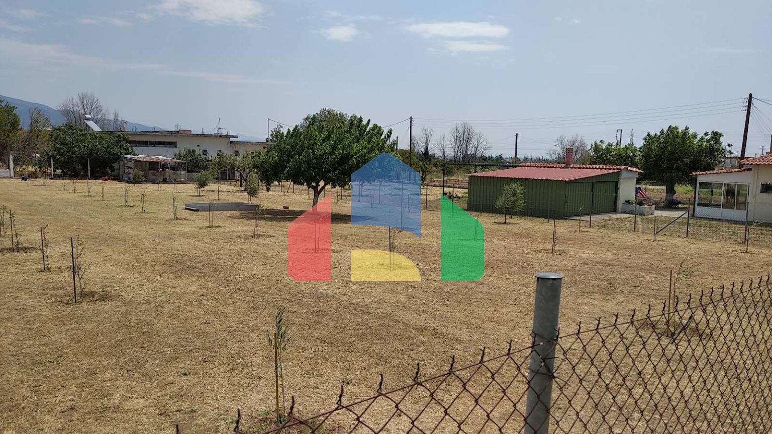 Продажа - Коммерческое помещение 487 m² Фракия