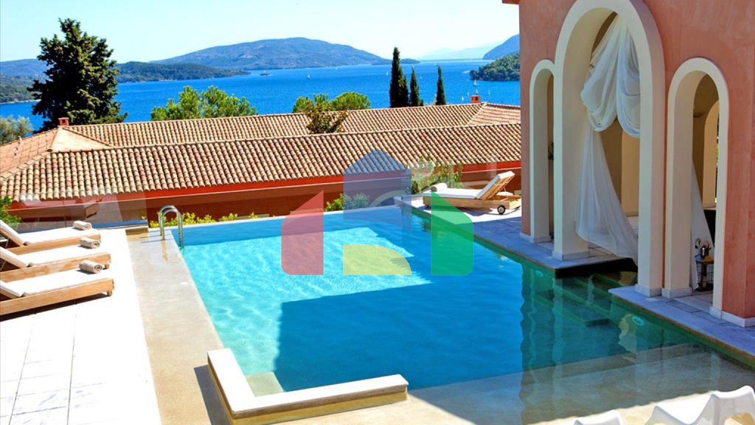 Продаж - Вілла 656 m² на Іонічних островах