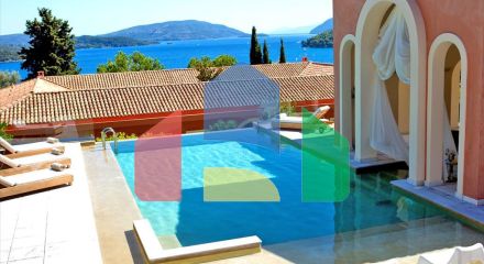 Продаж - Вілла 656 m² на Іонічних островах