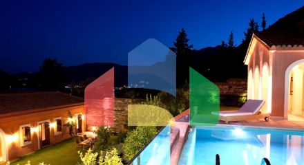 Продаж - Вілла 656 m² на Іонічних островах