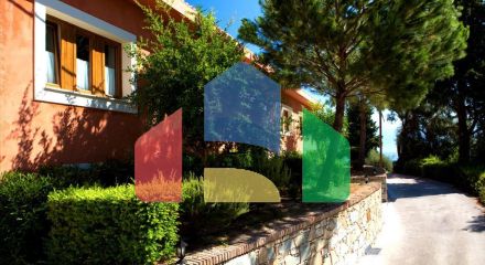 Продаж - Вілла 656 m² на Іонічних островах