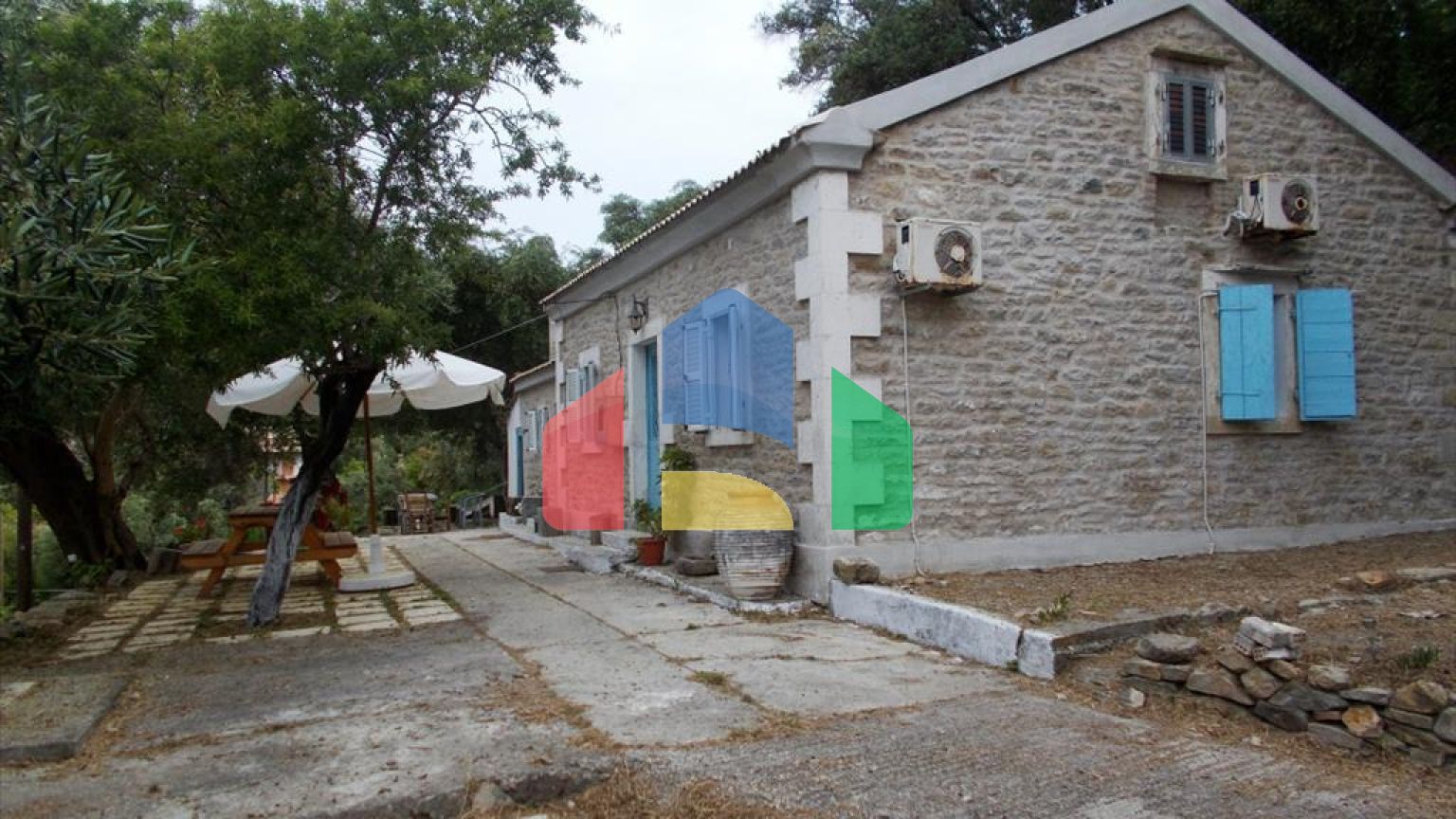 Продаж - Котедж 92 m² на Іонічних островах