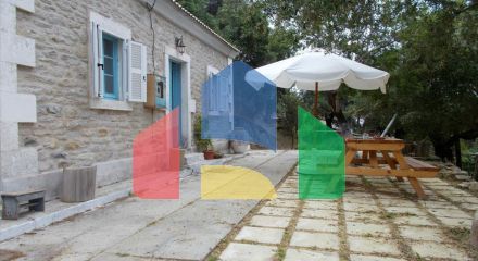 Продаж - Котедж 92 m² на Іонічних островах