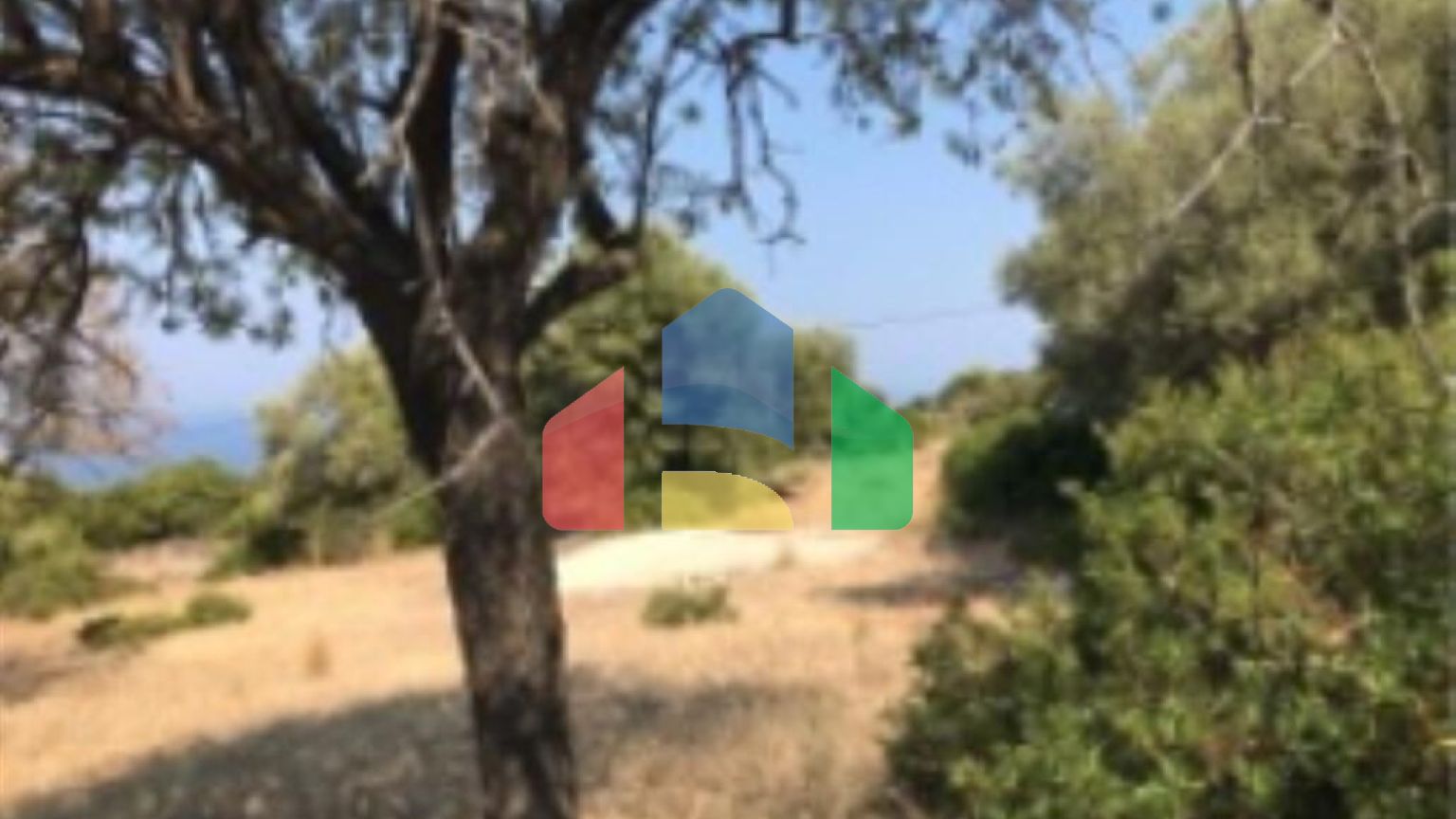 Продаж - Земельна ділянка 13650 m² на Іонічних островах