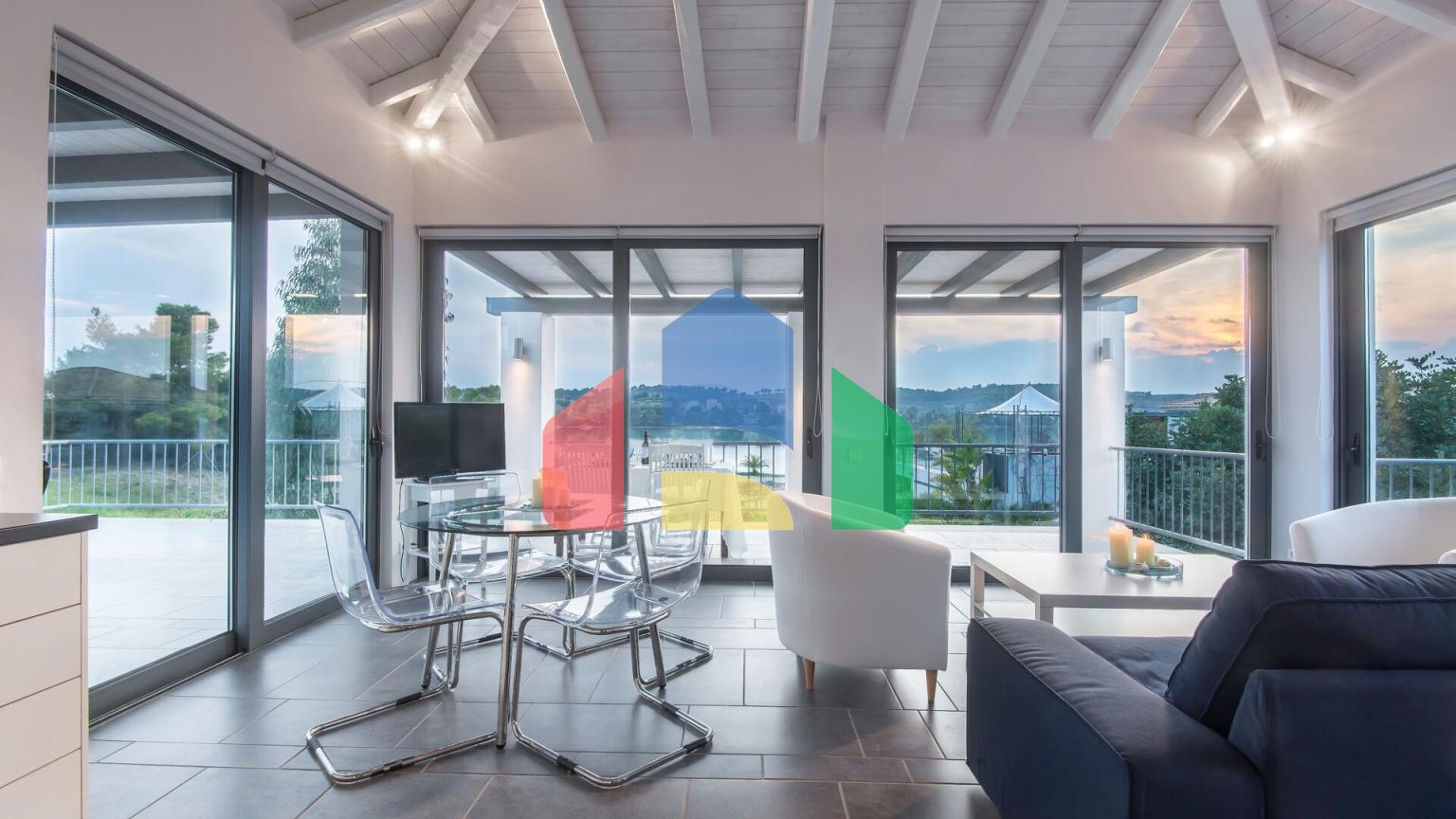 Продаж - Котедж 136 m² в Східний Пелопоннес - Ерміоніда