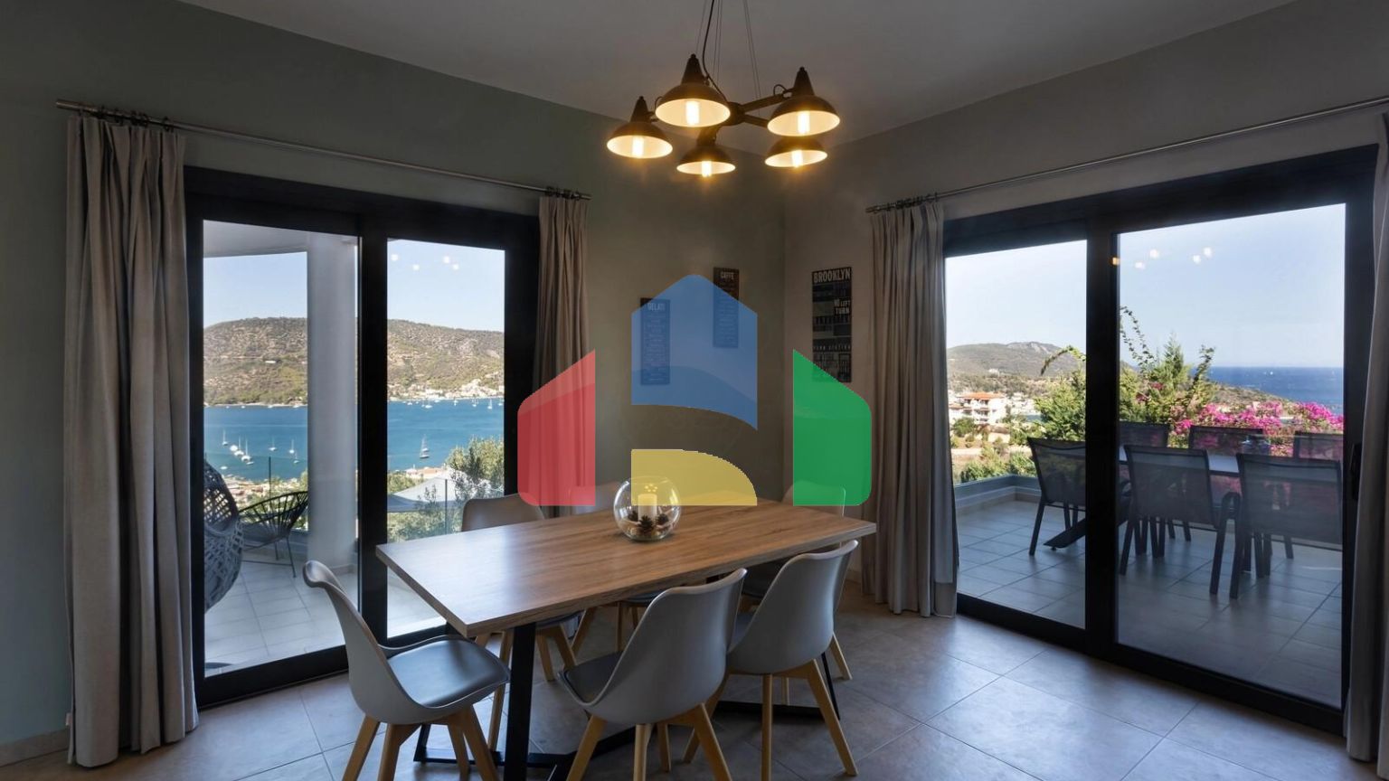 Продажа - Вилла 450 m² на Восточном Пелопоннесе - Ермионида