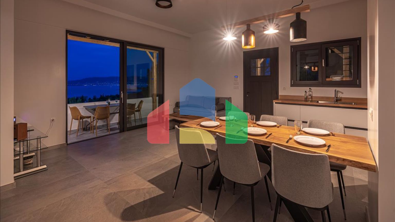 Продажа - Вилла 170 m² на Восточном Пелопоннесе - Ермионида