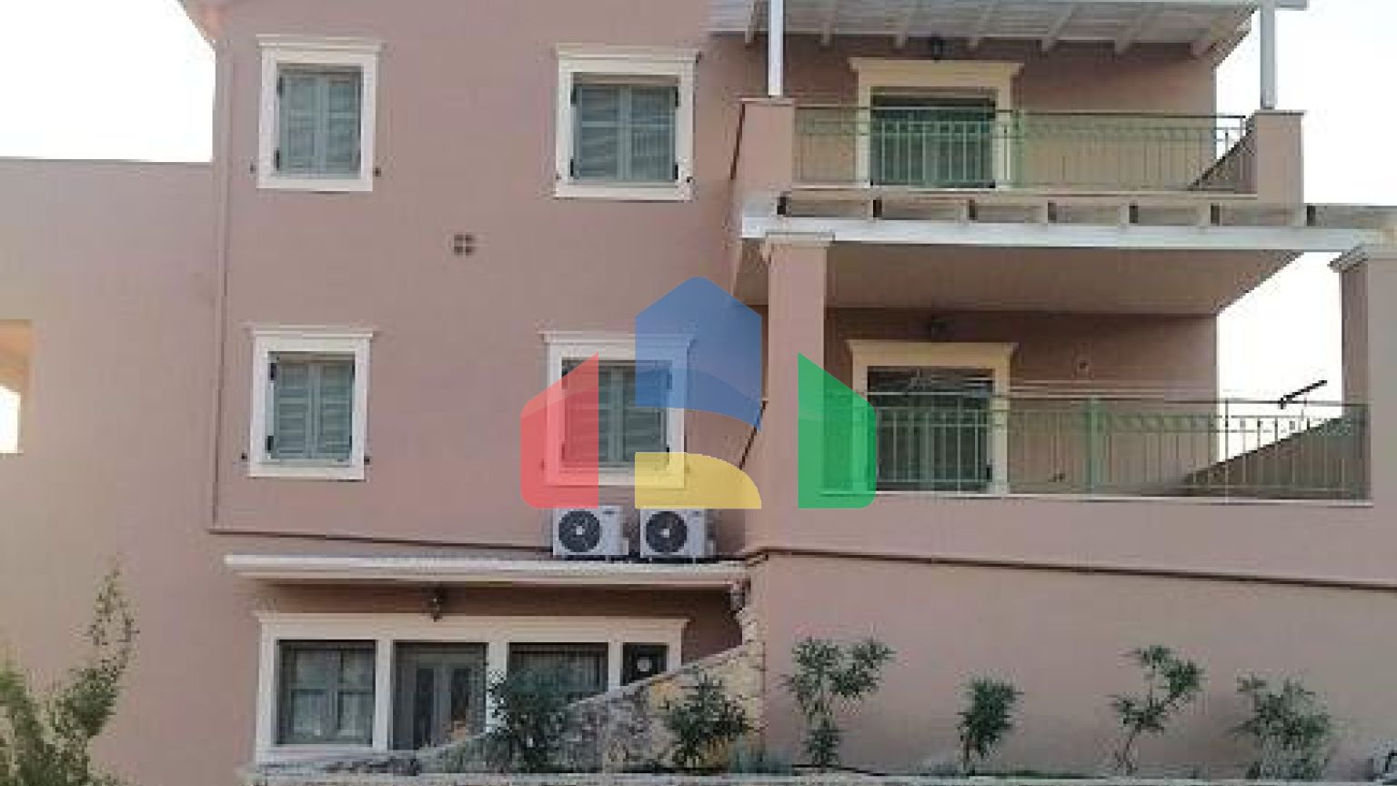 Продаж - Комплекс 544 m² на Кефалонія