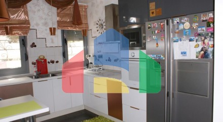 Продажа - Вилла 260 m² в Комотини