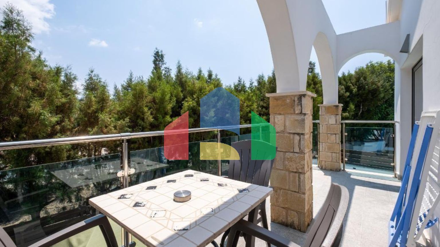 Продаж - Квартира 47 m² В Пафосе