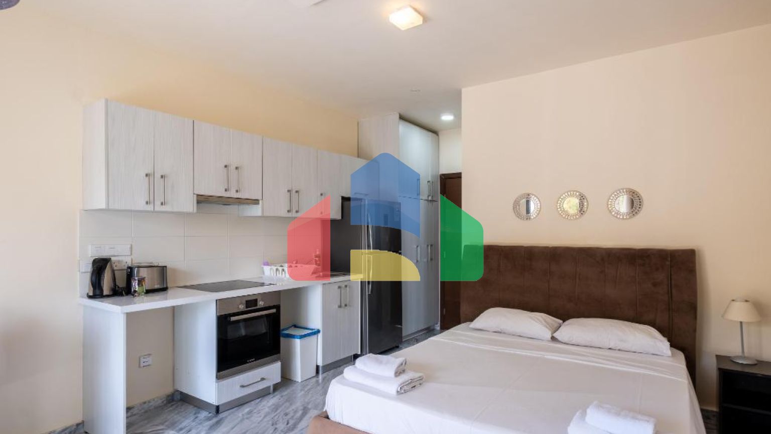 Продаж - Квартира 28 m² В Пафосе