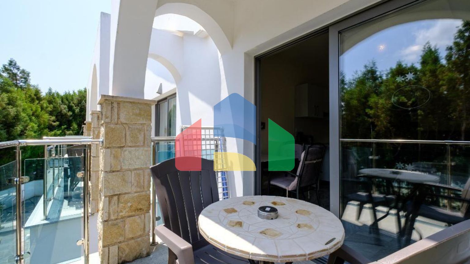 Продаж - Квартира 28 m² В Пафосе