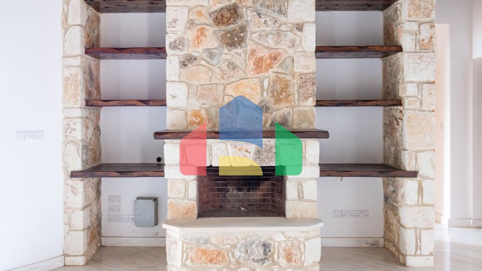 Продаж - Котедж 220 m² В Пафосе