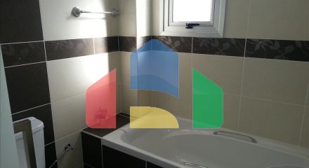 Продаж - Вілла 210 m² В Пафосе