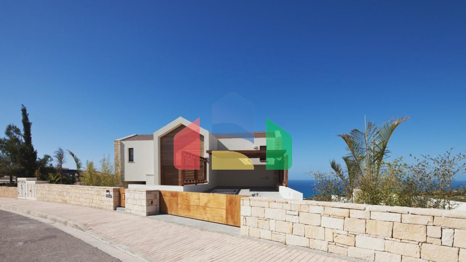 Продаж - Вілла 373 m² В Пафосе