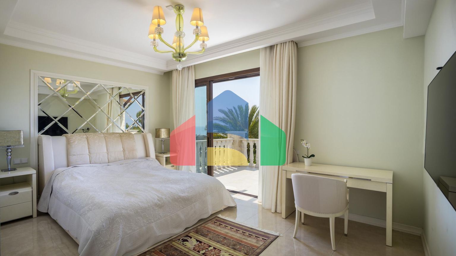 Продаж - Вілла 435 m² В Пафосе