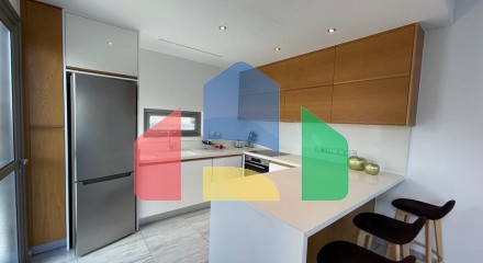 Продаж - Вілла 144 m² В Пафосе