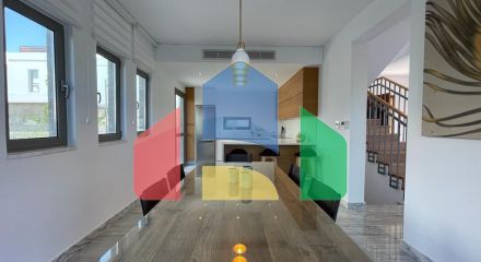 Продаж - Вілла 144 m² В Пафосе