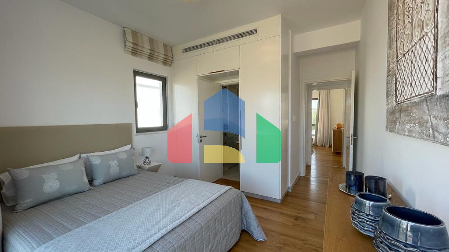 Продаж - Вілла 144 m² В Пафосе