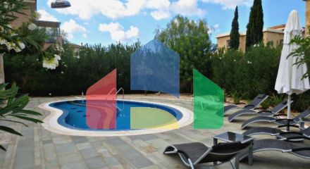 Продаж - Вілла 172 m² В Пафосе