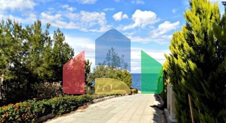 Продаж - Вілла 172 m² В Пафосе