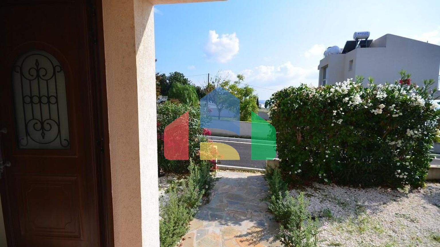 Продаж - Вілла 152 m² В Пафосе