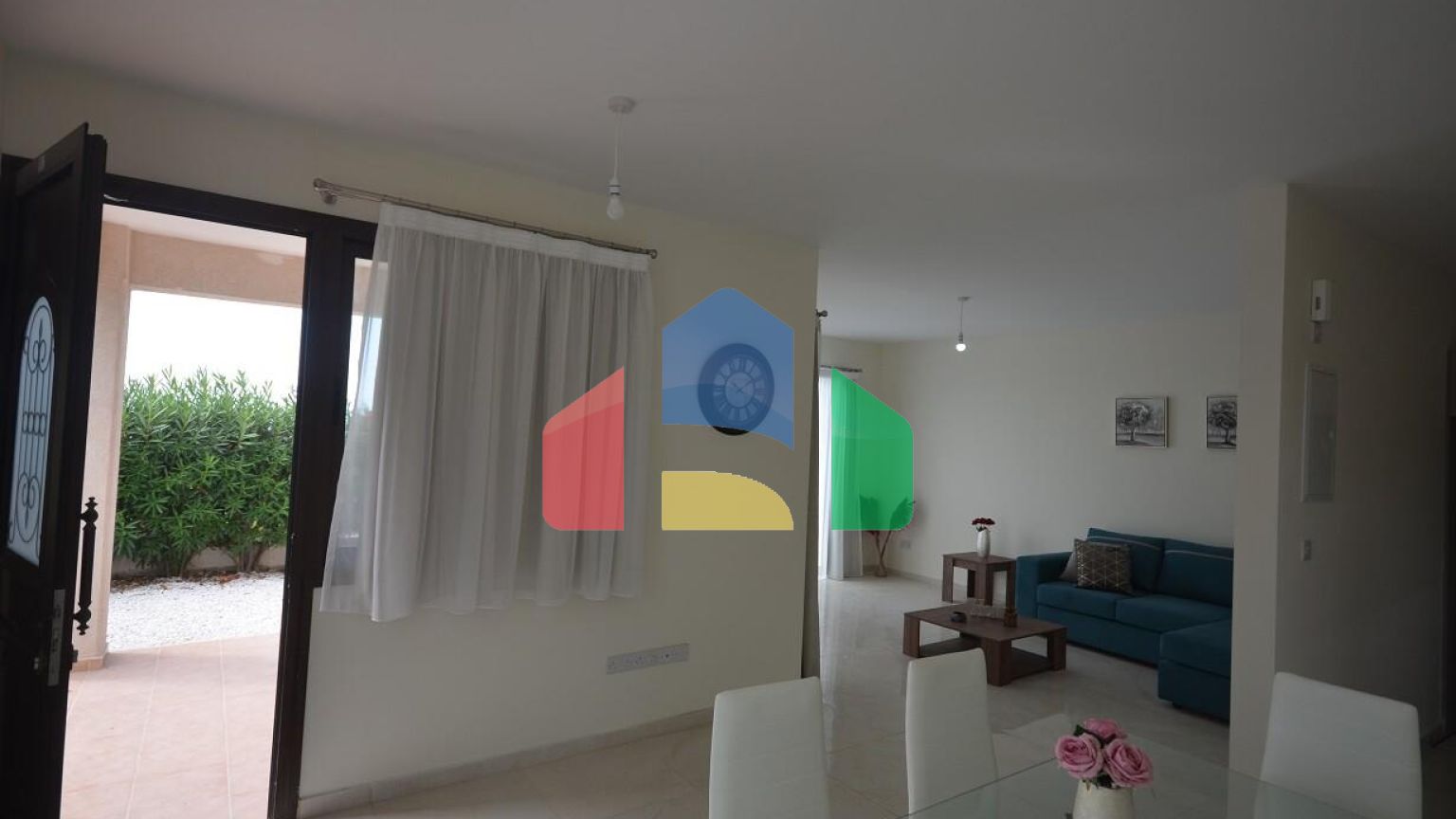 Продаж - Вілла 152 m² В Пафосе