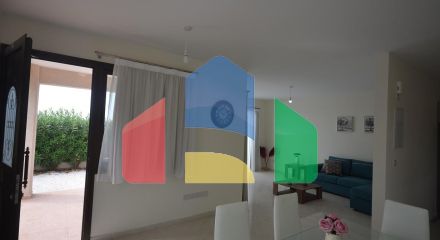 Продаж - Вілла 152 m² В Пафосе