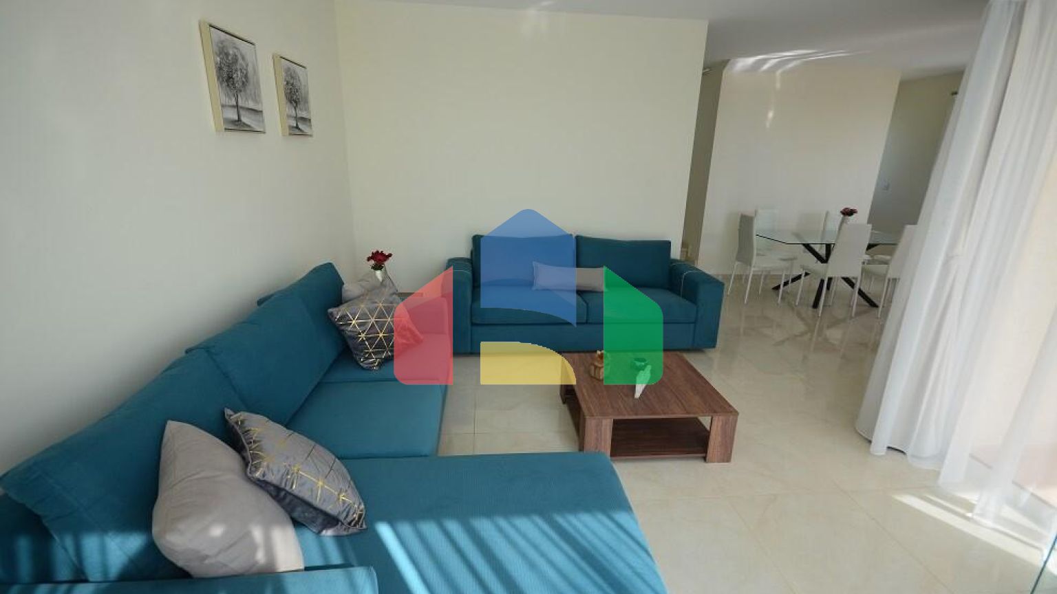 Продаж - Вілла 152 m² В Пафосе