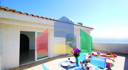 For Sale - Villa 274 m² in Paphos
