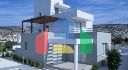 For Sale - Villa 143 m² in Paphos