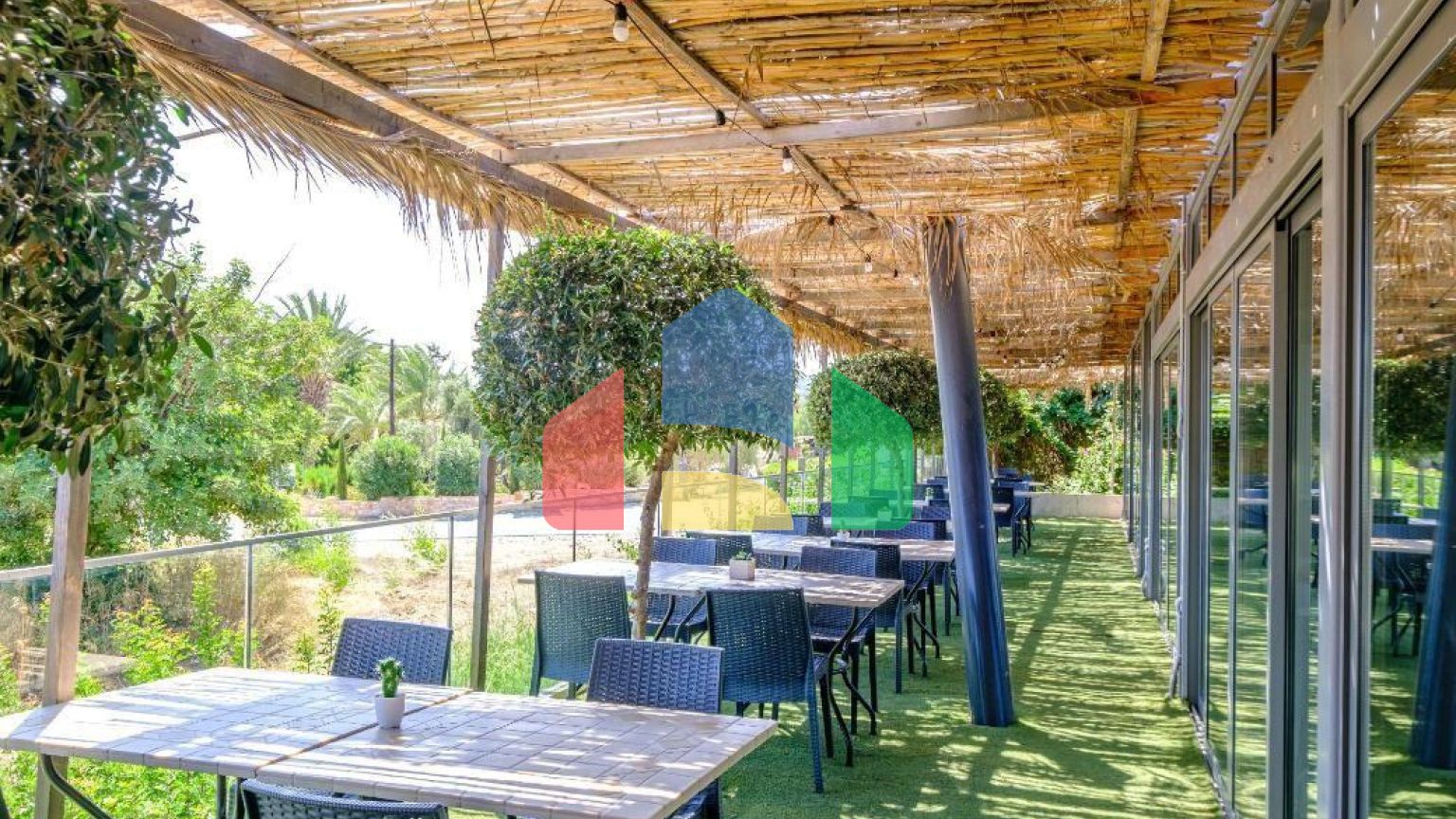 Продаж - Квартира 61 m² В Пафосе