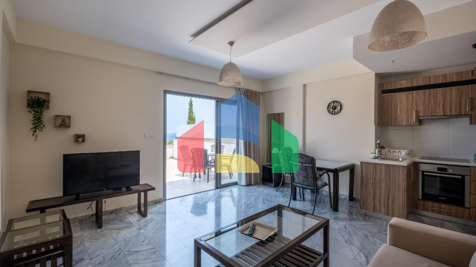 Продаж - Квартира 61 m² В Пафосе