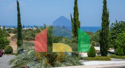 Продаж - Квартира 61 m² В Пафосе