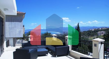 Продаж - Вілла 128 m² В Пафосе