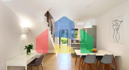 Продаж - Таунхаус 99 m² В Пафосе